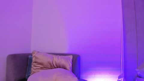 Kayla online show from March 2025 01:45:01 AM