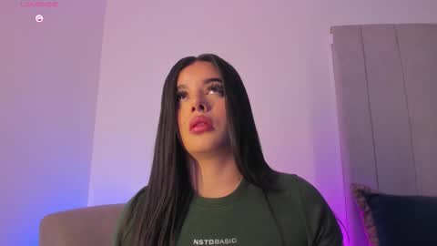 Snapshot of kaylarossi chatting on February 2026 07:03:02 PM Kayla online show from February 2026 07:03:02 PM