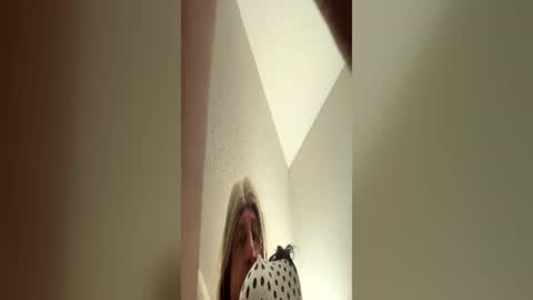 kayleecumslut online show from July 2026 11:20:02 AM
