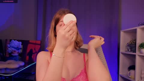 Hi Im Arina 3 online show from November 2025 06:35:01 AM