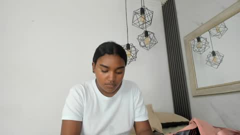 Snapshot of kayna_gomez chatting on May 2026 07:00:01 PM Kayna online show from May 2026 07:00:01 PM