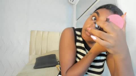 Snapshot of kayna_gomez chatting on May 2026 06:59:01 PM Kayna online show from May 2026 06:59:01 PM