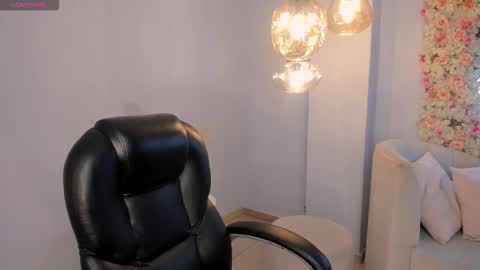 Kay online show from February 2026 03:38:02 AM