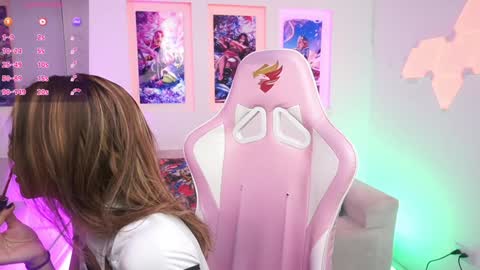 Kayra online show from January 2025 11:35:01 AM