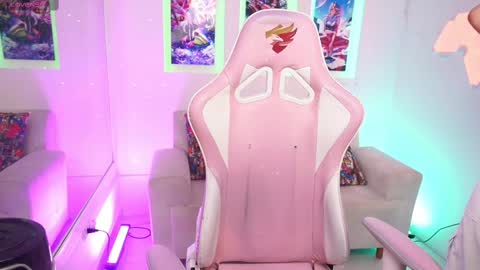 Kayra online show from March 2025 11:36:02 AM