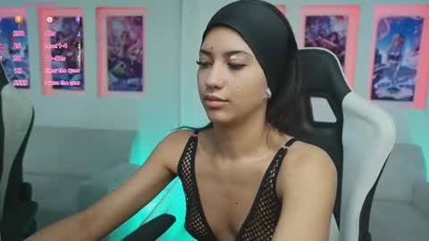 Kayra online show from September 2025 11:43:02 AM