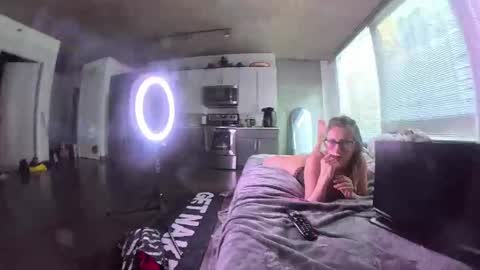 kaythepetiteblonde online show from April 2026 05:22:02 PM