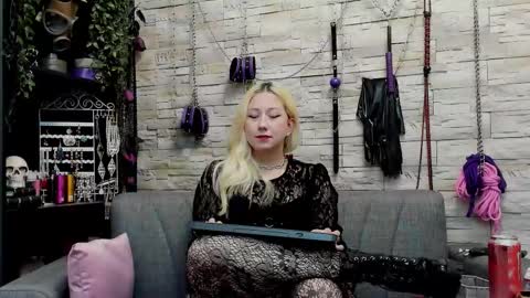 Miss Kazia online show from October 2025 11:48:02 PM