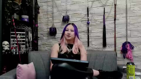 Miss Kazia online show from November 2025 03:34:02 PM