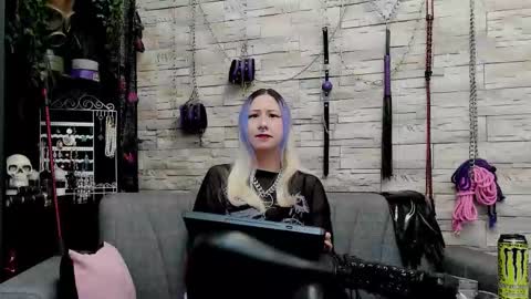 Miss Kazia online show from January 2026 01:19:01 AM