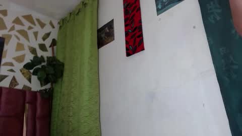 KAZSANDRAH online show from February 2026 05:01:01 AM