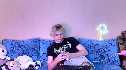 Snapshot of kazzu_daw chatting on January 2026 11:53:01 PM kazzu_daw online show from January 2026 11:53:01 PM