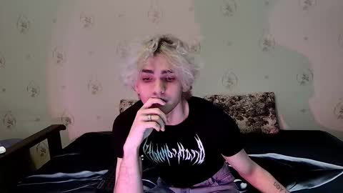 Snapshot of kazzu_daw chatting on January 2026 05:45:01 AM kazzu_daw online show from January 2026 05:45:01 AM