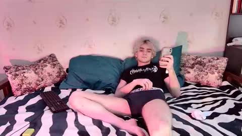 Snapshot of kazzu_daw chatting on January 2026 10:20:01 AM kazzu_daw online show from January 2026 10:20:01 AM