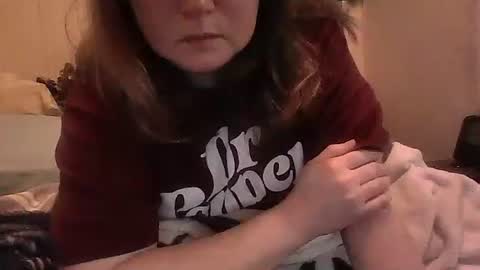 kcandler27 online show from November 2025 12:04:02 PM