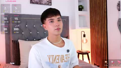 Snapshot of keen_nico chatting on July 2026 01:18:02 PM nico online show from July 2026 01:18:02 PM