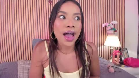 keeyla stone online show from December 2025 09:43:02 PM