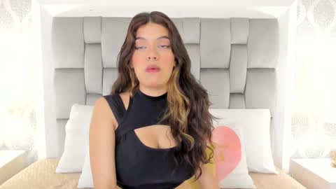 Keiira Fox online show from February 2026 11:26:01 AM