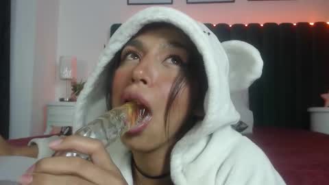 keila online show from November 2025 08:30:01 PM