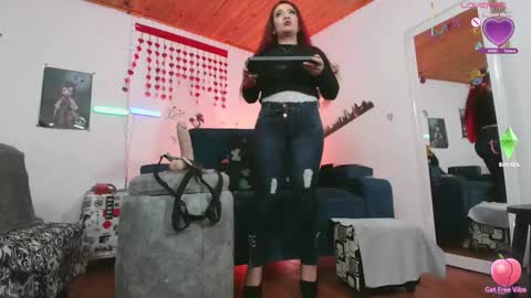 KEILA J online show from September 2025 10:15:01 AM