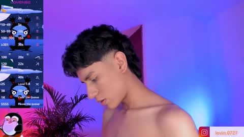 Alejandro Gonzalez online show from September 2025 06:16:02 AM