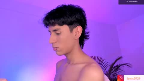 Alejandro Gonzalez online show from November 2025 07:41:01 AM