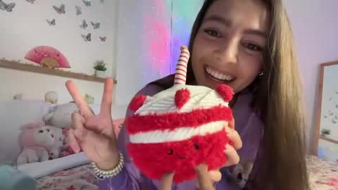 keira online show from August 2026 12:09:01 AM