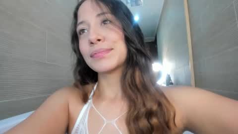 keiry_gonzalez11_aws online show from October 2025 12:19:02 AM