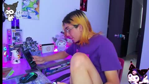 Keita moon online show from October 2025 07:15:02 PM