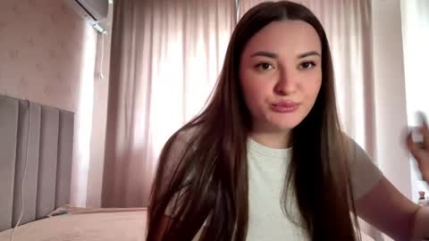 Snapshot of kellekarn chatting on April 2026 07:36:02 AM Molly online show from April 2026 07:36:02 AM