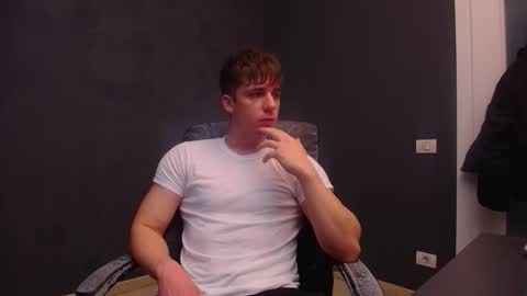 Snapshot of kellenwest chatting on December 2025 11:16:02 AM KellenWest online show from December 2025 11:16:02 AM