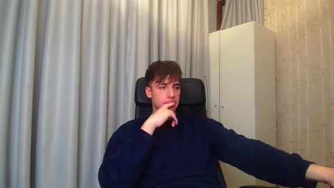 Snapshot of kellenwest chatting on January 2026 05:10:02 AM KellenWest online show from January 2026 05:10:02 AM