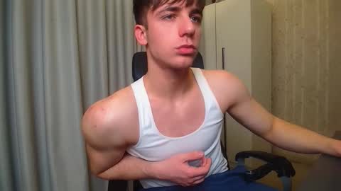 Snapshot of kellenwest chatting on January 2026 05:56:01 AM KellenWest online show from January 2026 05:56:01 AM