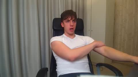 Snapshot of kellenwest chatting on January 2026 11:26:01 AM KellenWest online show from January 2026 11:26:01 AM