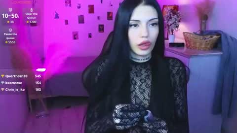Kelly online show from June 2026 09:12:01 AM