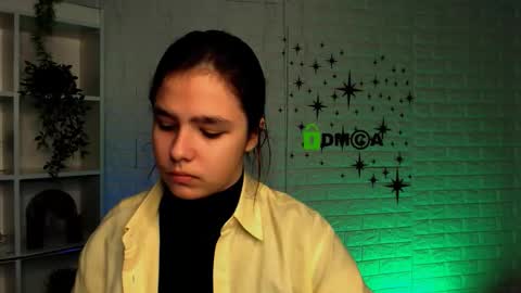 Snapshot of kelly_may1 chatting on November 2025 10:35:02 AM kelly_may1 online show from November 2025 10:35:02 AM