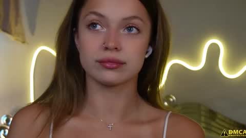 Kelly online show from March 2026 05:25:02 AM