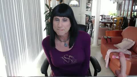 kellyanne Lynn but please call me fucktoy online show from September 2025 04:18:01 PM