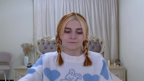 Kelly Stoneys online show from February 2025 03:08:02 PM