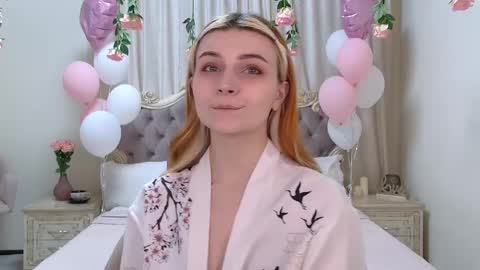 Kelly Stoneys online show from March 2025 05:35:02 PM