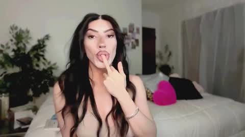 Kelsi  online show from February 2026 10:07:02 AM