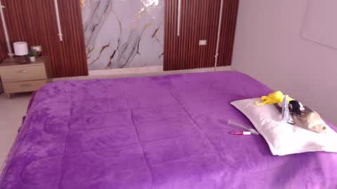 Snapshot of kelsiee_hills chatting on March 2026 11:56:02 AM Samanta online show from March 2026 11:56:02 AM