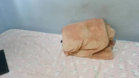 Snapshot of kem2000400282 chatting on March 2026 07:37:02 AM kem2000400282 online show from March 2026 07:37:02 AM