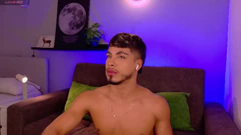 Snapshot of ken_boy_ chatting on June 2026 09:08:01 AM online show from June 2026 09:08:01 AM