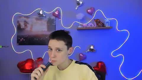 Snapshot of kendal_blow chatting on February 2026 09:06:02 AM Sweet Kendal online show from February 2026 09:06:02 AM