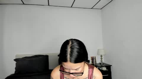 Snapshot of kendalgrey01 chatting on April 2026 02:20:01 PM Kendal online show from April 2026 02:20:01 PM