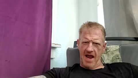 kendall21978 online show from May 2026 09:52:01 PM
