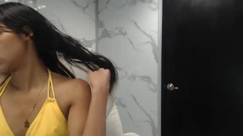 Snapshot of kendall69__ chatting on December 2024 04:44:02 PM kendall69__ online show from December 2024 04:44:02 PM