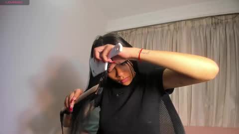 Snapshot of kendall_hernandez chatting on February 2026 02:33:01 PM Kendall online show from February 2026 02:33:01 PM