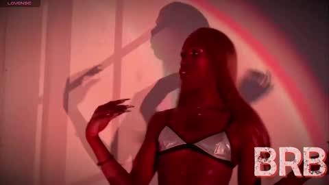 kendallgil online show from October 2025 05:00:02 AM